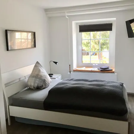 Pension Schackstedt شقة